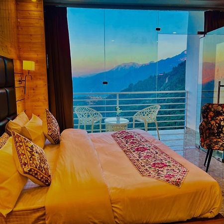 Hotel Classic Crown - #Scenic Mountain View #Open Terrace #Parking #Premium Rooms With Balcony #Guest Preferred #Best Selling Hotel In Mussoorie Eksteriør bilde